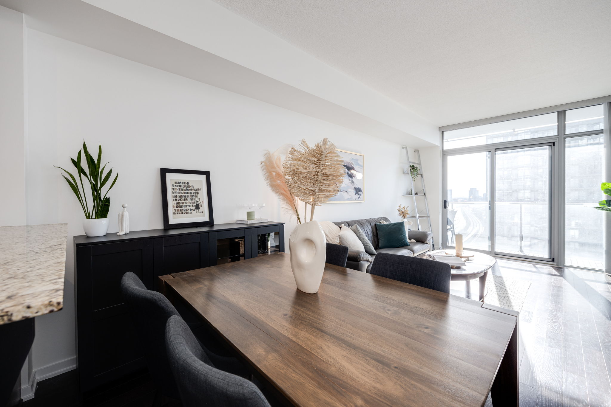 Toronto property showcase — delivered property photograph 7