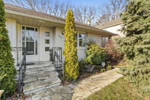 103 Valecrest Dr