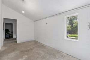  Photo 49