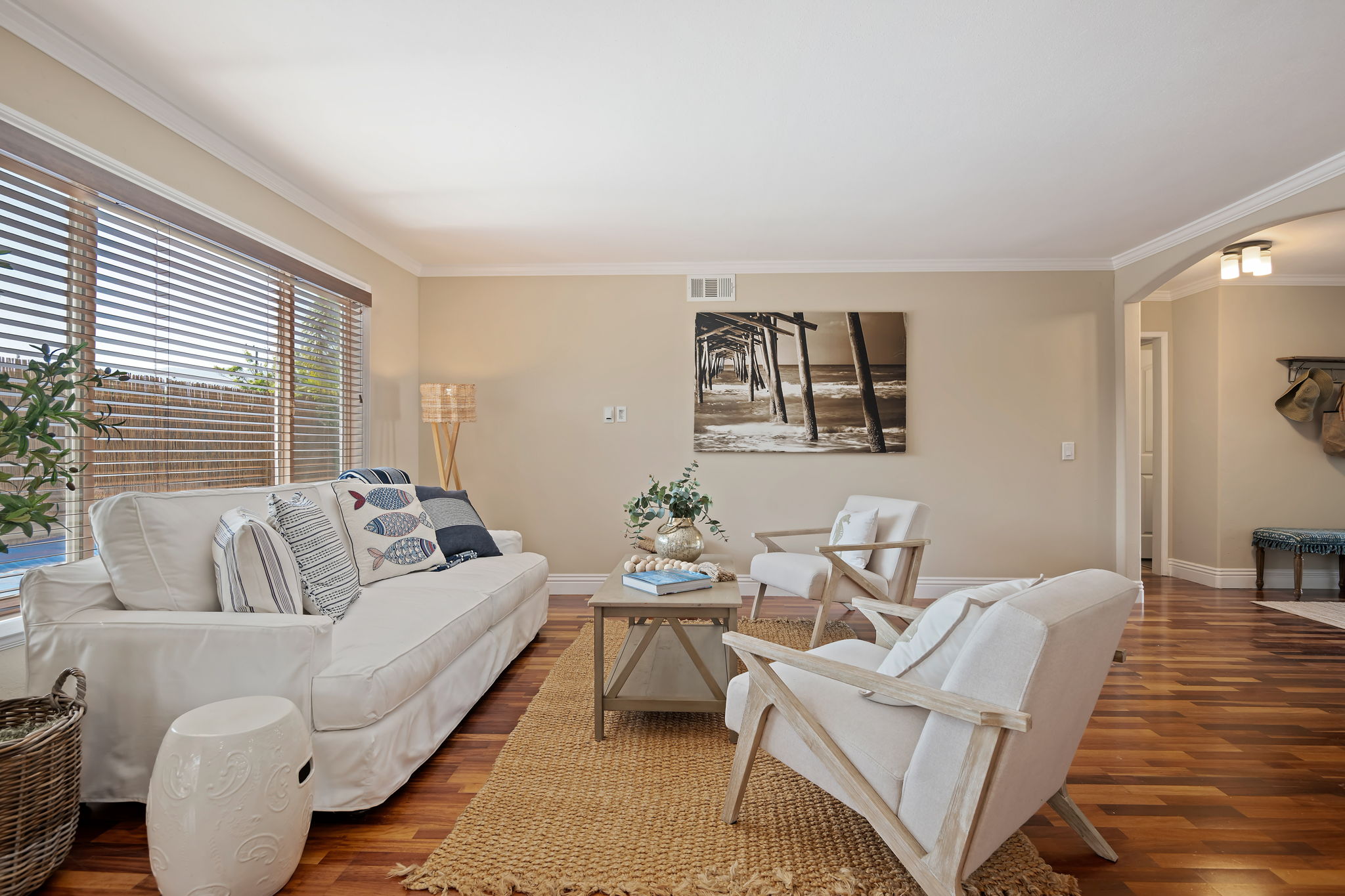 08 - Living Room