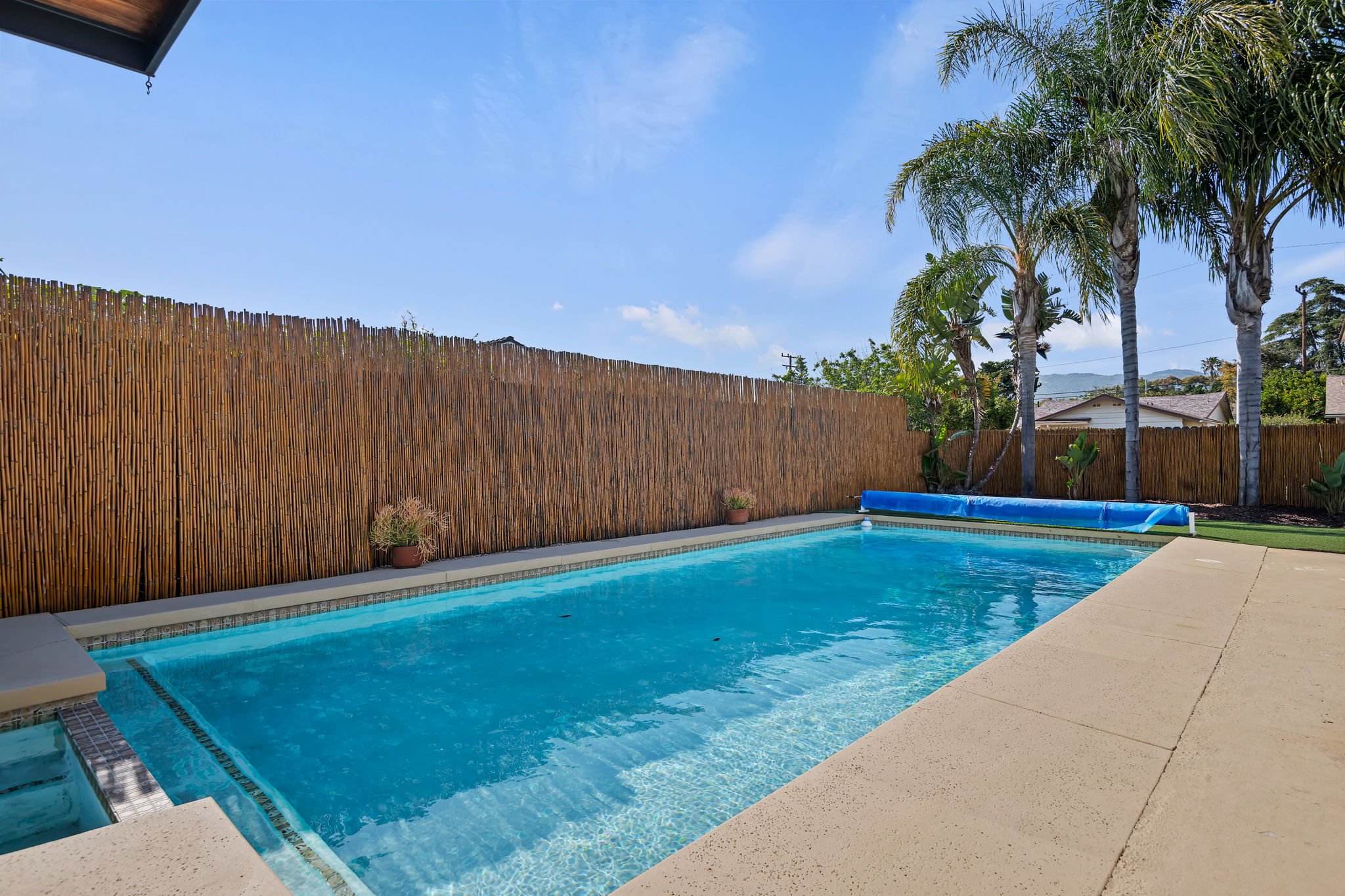 24 - Swimming Pool