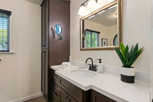 21 - Bathroom 2