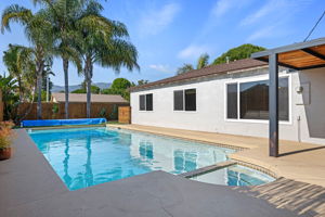 25 - Swimming Pool