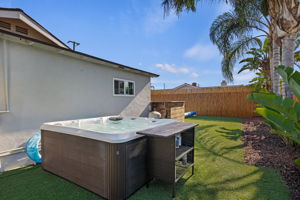 30 - Hot Tub