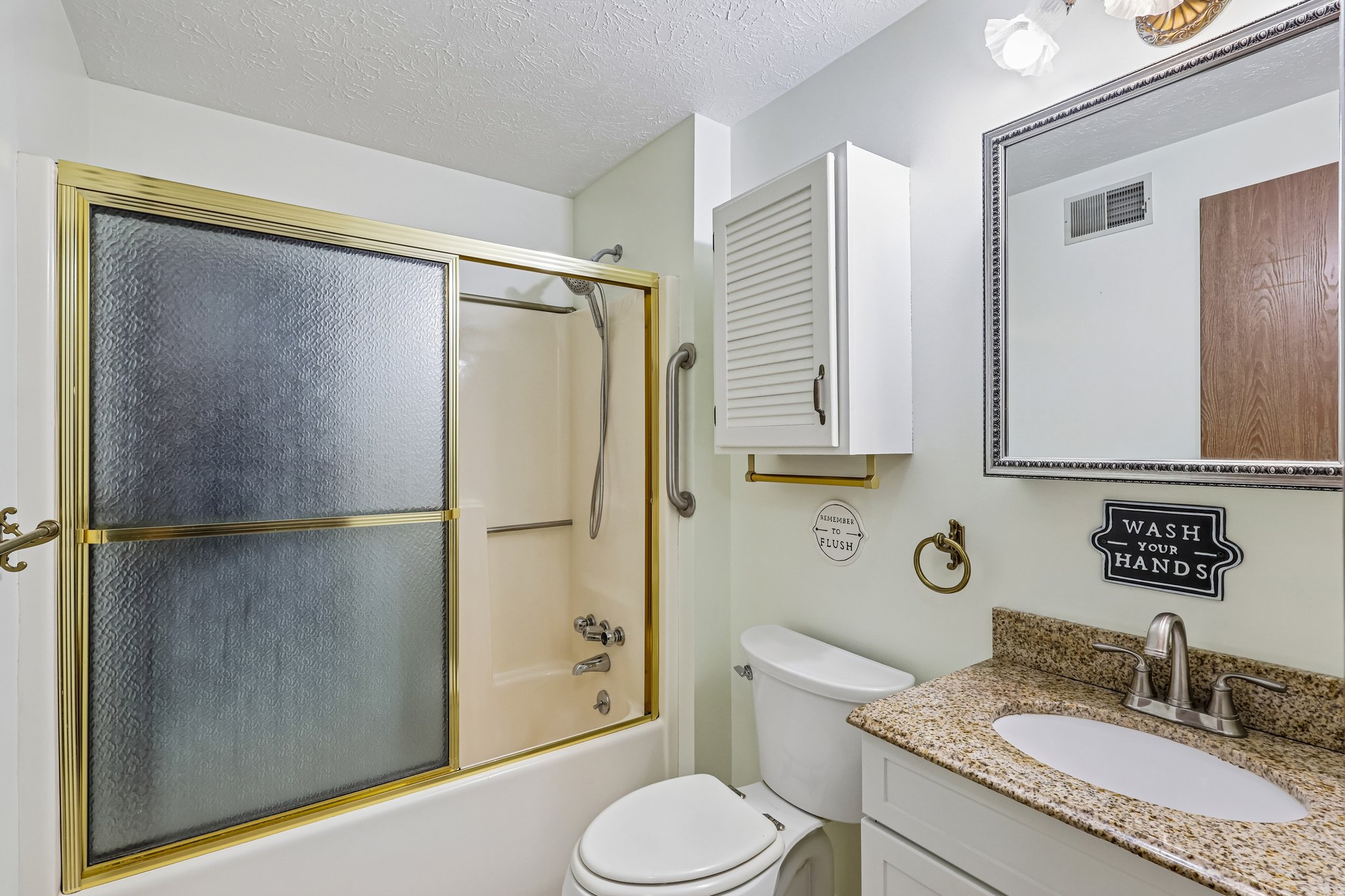 Woodstone Ln 33-S1108-023.jpg