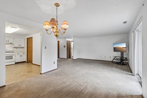 Woodstone Ln 33-S1108-013.jpg