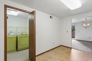 Woodstone Ln 33-S1108-017.jpg