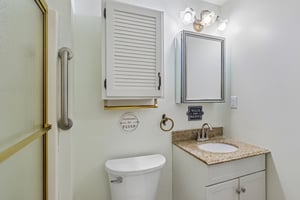 Woodstone Ln 33-S1108-024.jpg