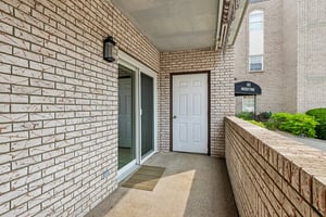 Woodstone Ln 33-S1108-035.jpg