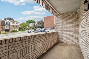 Woodstone Ln 33-S1108-037.jpg