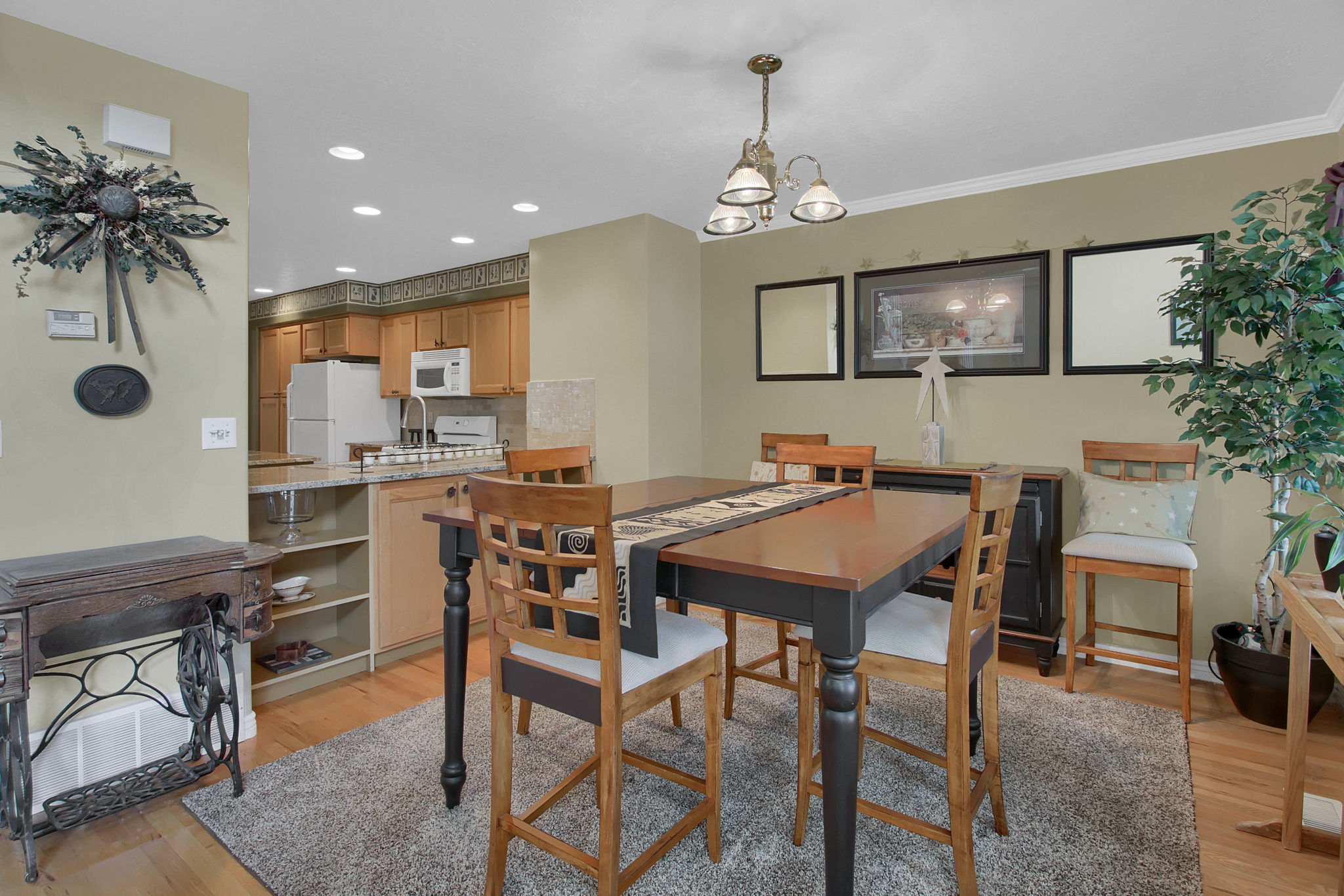  1030 Daybreak Dr, Ogden, UT 84403, US Photo 11
