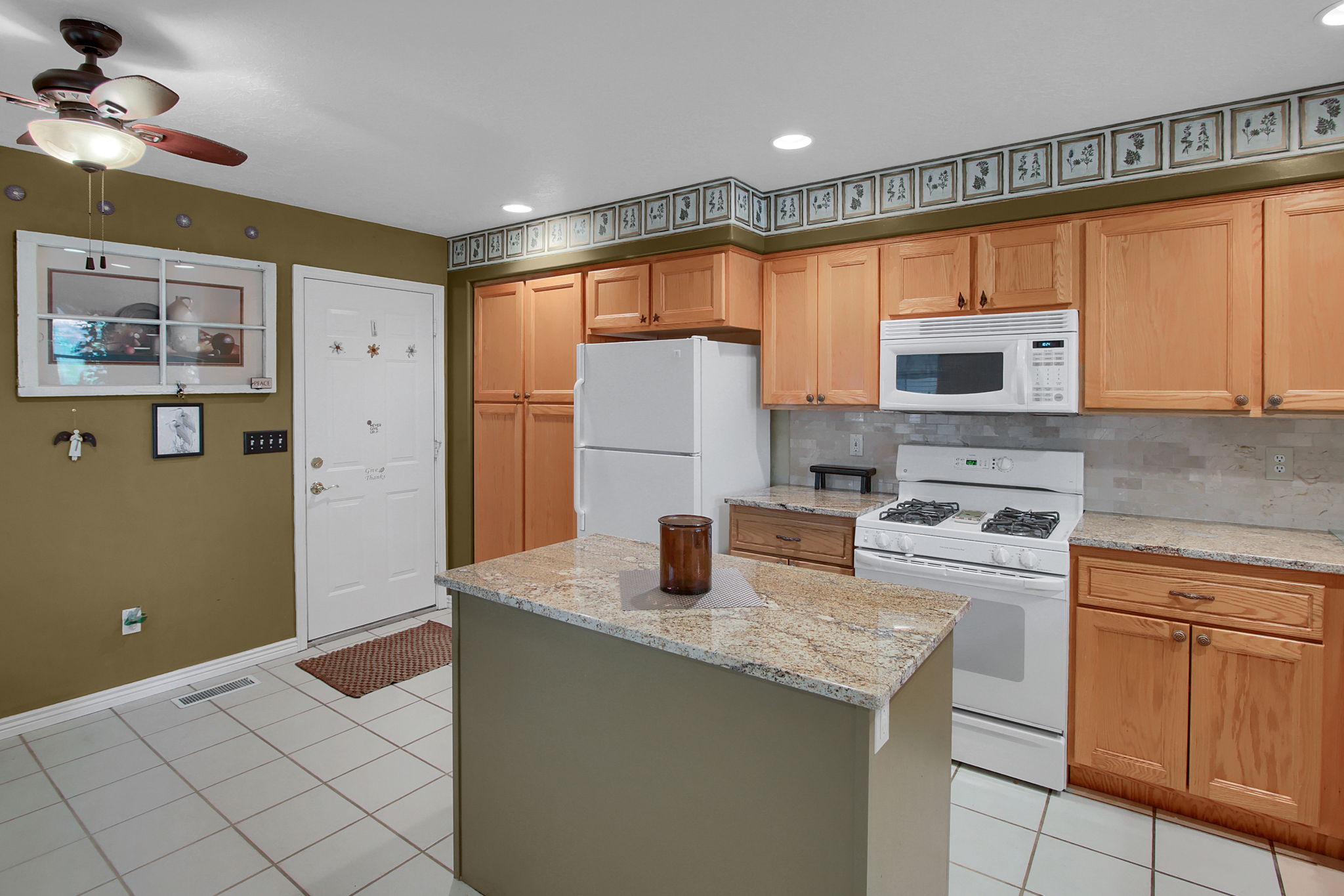  1030 Daybreak Dr, Ogden, UT 84403, US Photo 7