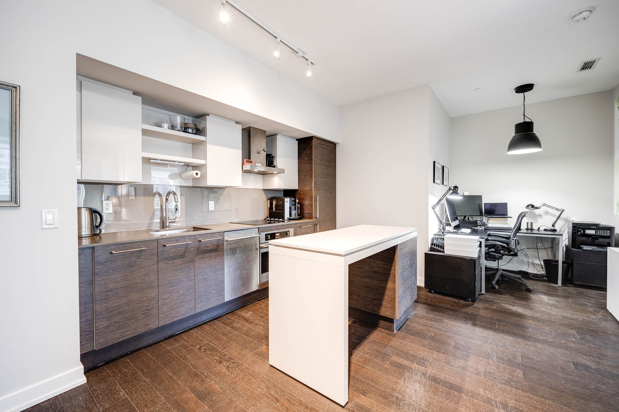 Toronto property showcase — delivered property photograph 5