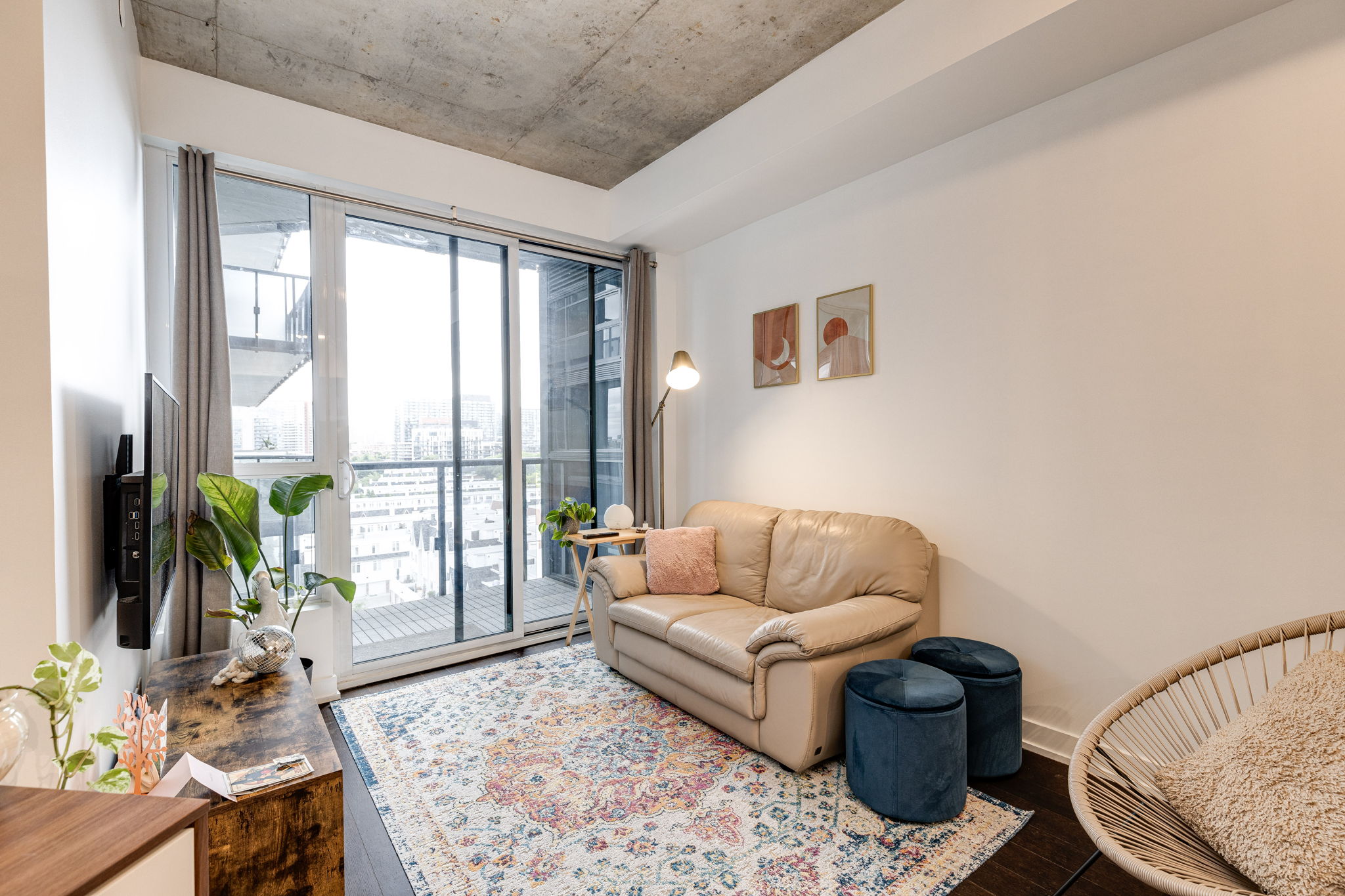 Toronto property showcase — delivered property photograph 9