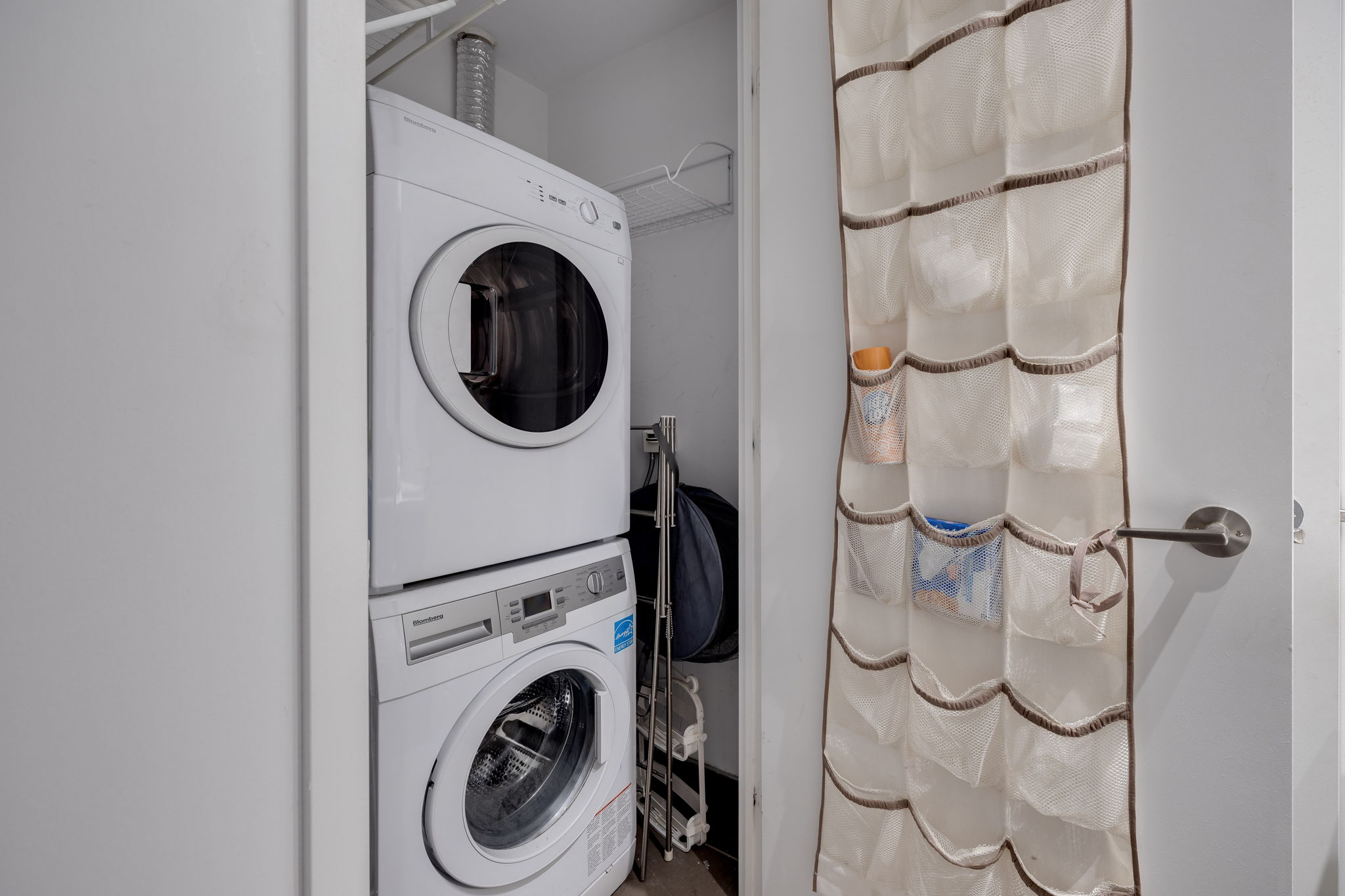 Toronto property showcase — delivered property photograph 19