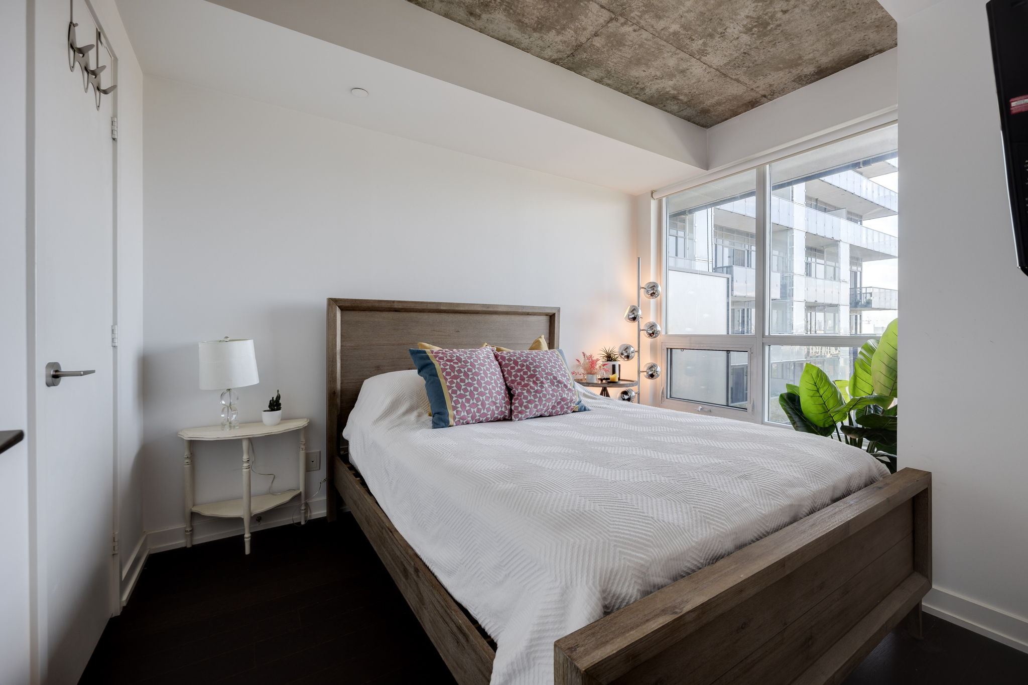Toronto property showcase — delivered property photograph 15