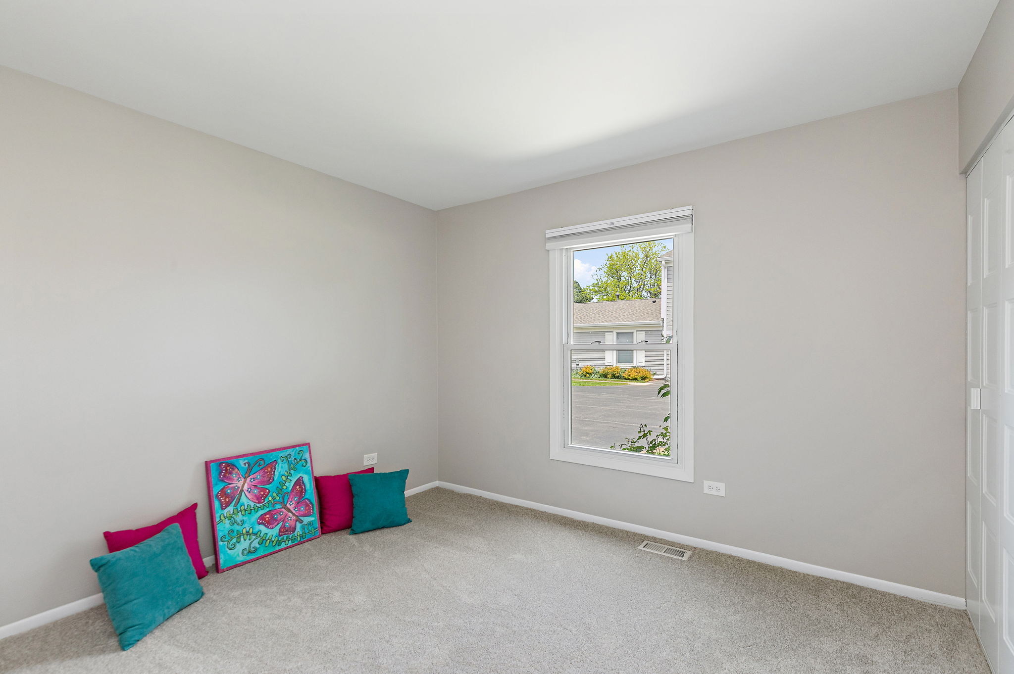 1030 Newport Harbor, Schaumburg, IL 60193, US Photo 13