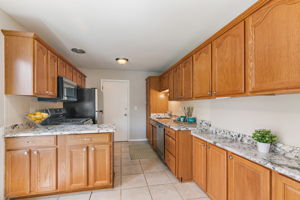 1030 Newport Harbor, Schaumburg, IL 60193, US Photo 9