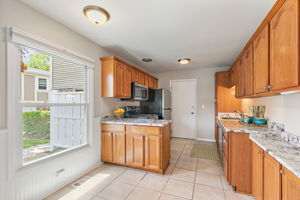 1030 Newport Harbor, Schaumburg, IL 60193, US Photo 11