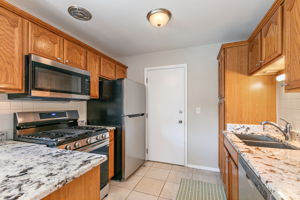 1030 Newport Harbor, Schaumburg, IL 60193, US Photo 14