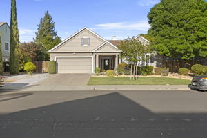  Photo 0