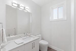  Photo 47