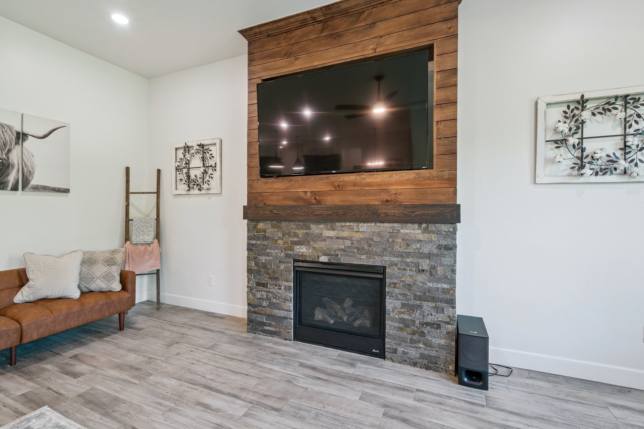 10301 Two Lks Dr_014.jpg