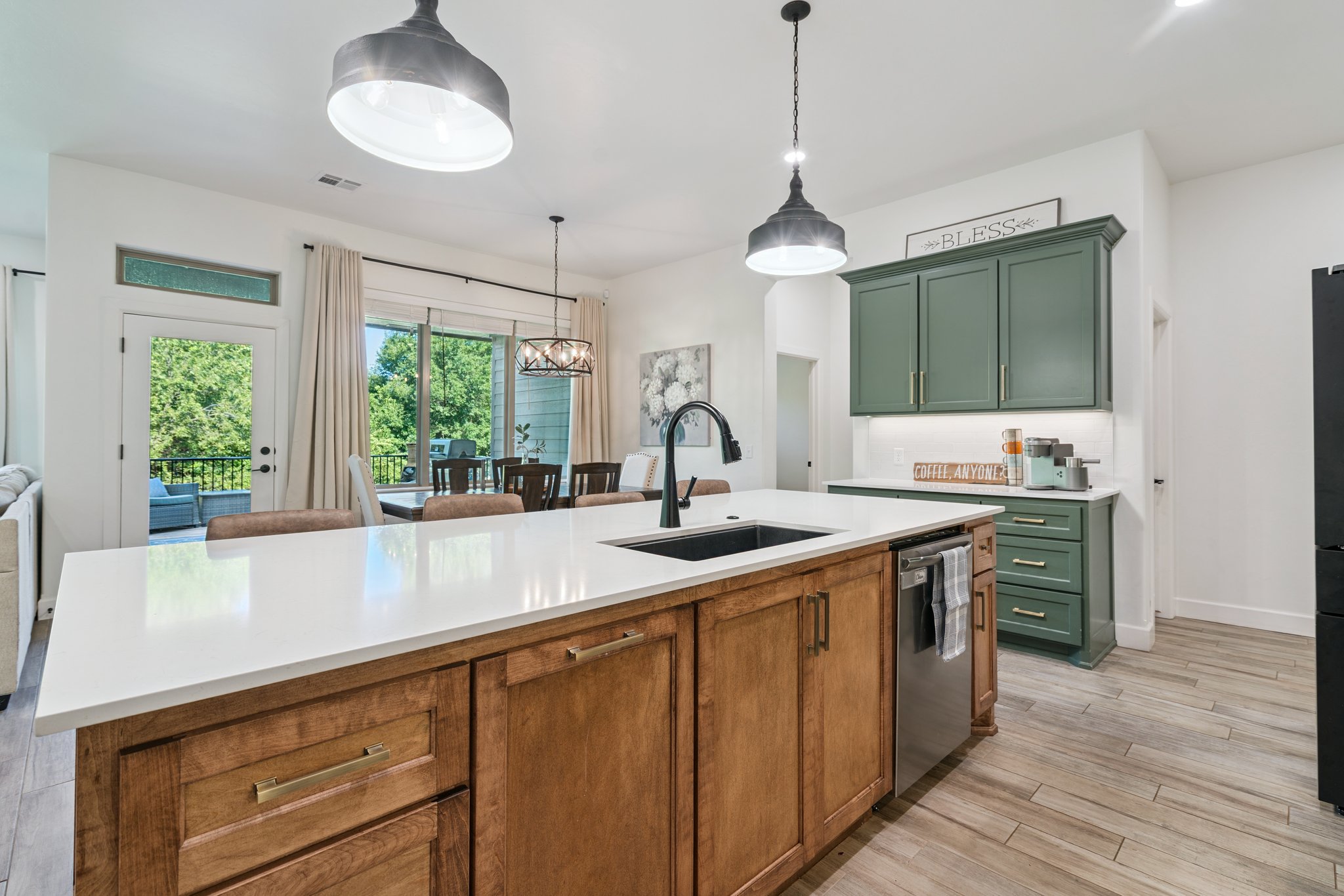 10301 Two Lks Dr_017.jpg