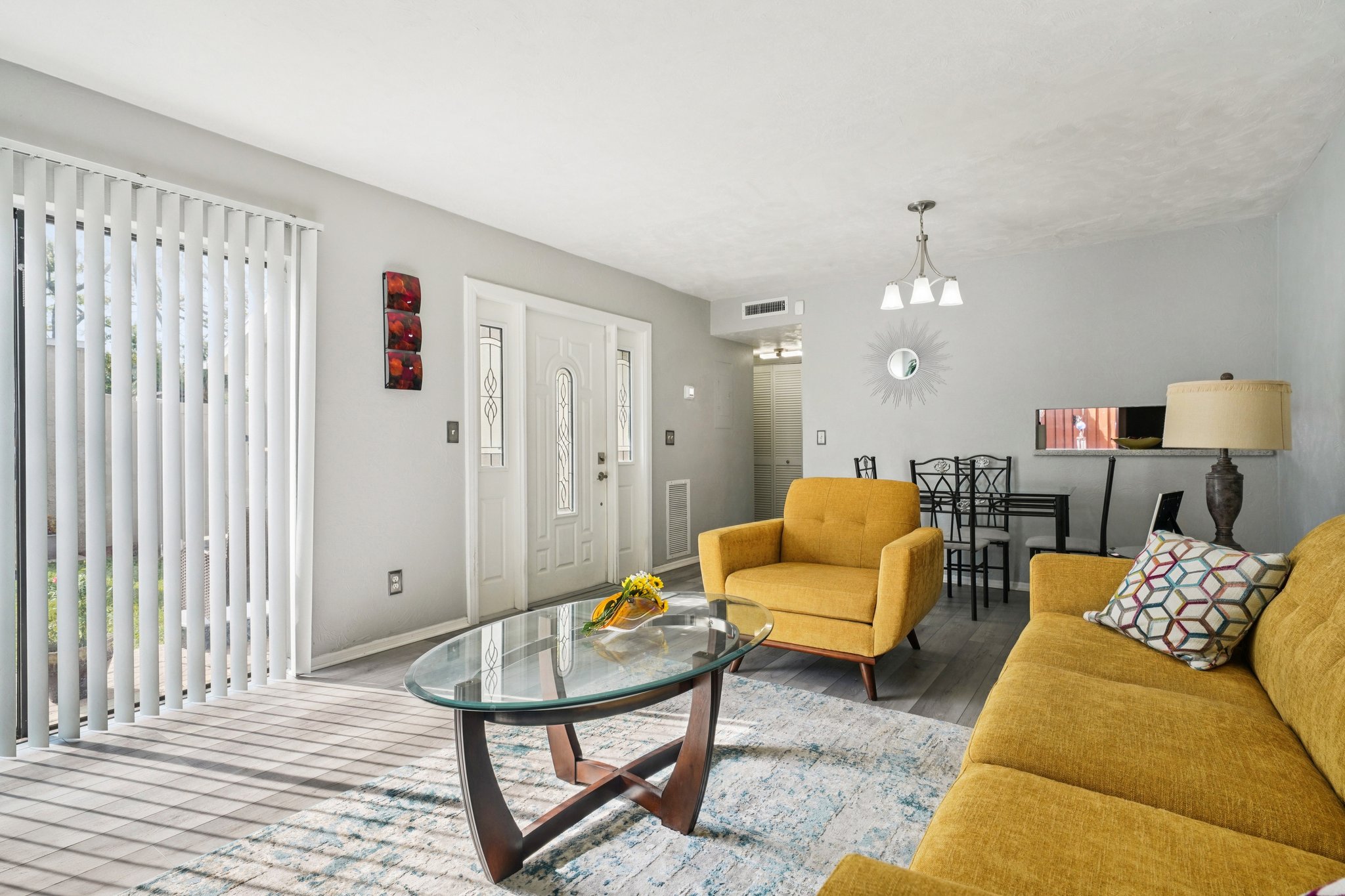 Rosemount Dr-S2003-007.jpg