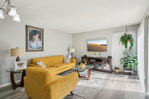 Rosemount Dr-S2003-009.jpg