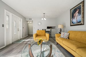 Rosemount Dr-S2003-013.jpg