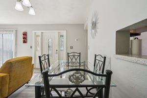 Rosemount Dr-S2003-017.jpg