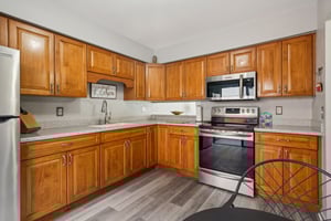 Rosemount Dr-S2003-025.jpg