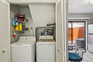 Rosemount Dr-S2003-026.jpg