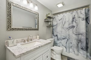 Rosemount Dr-S2003-033.jpg