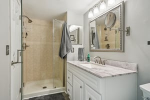 Rosemount Dr-S2003-044.jpg