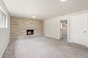  Photo 37