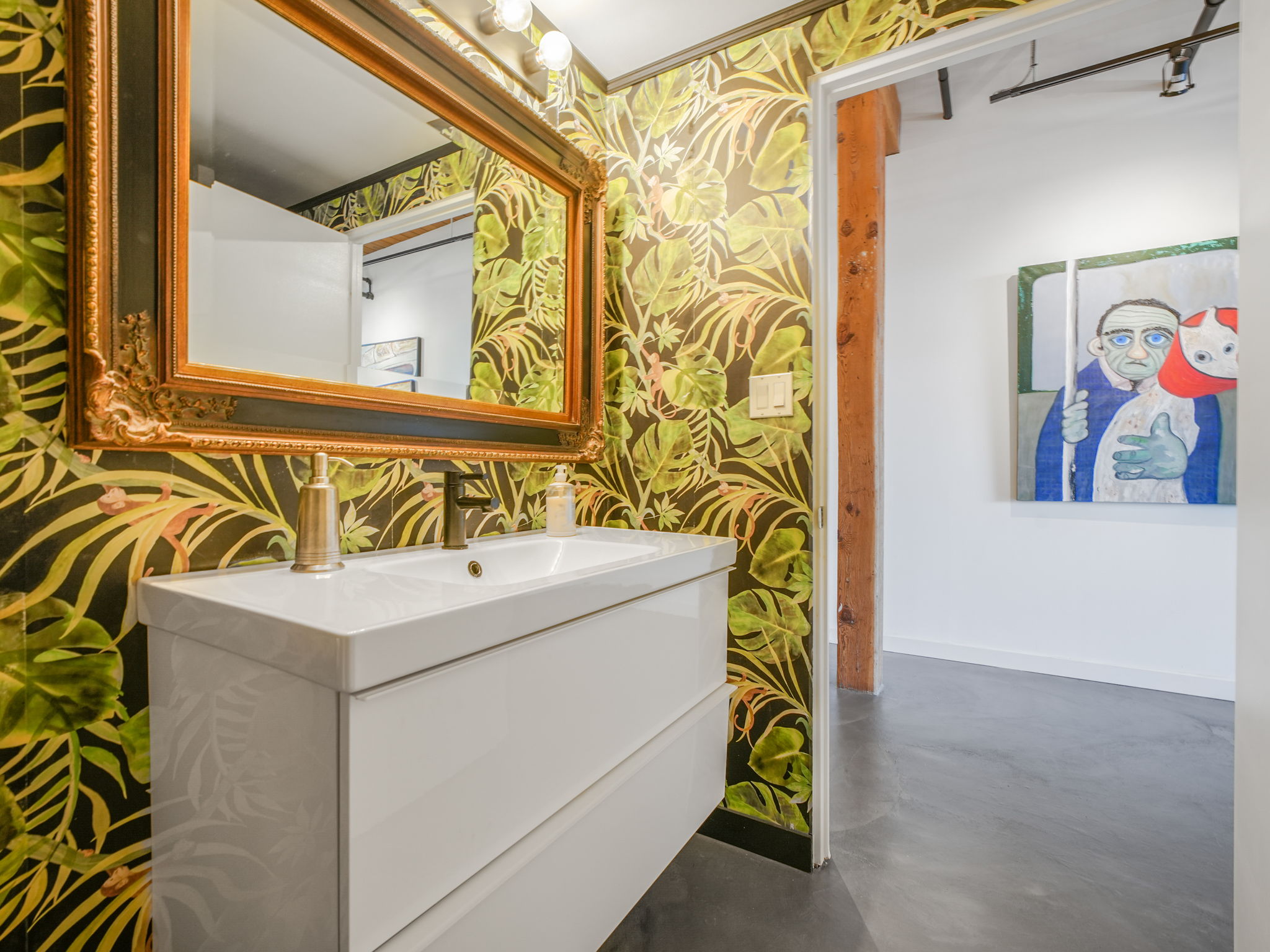 VX - Interior  Image - (23)