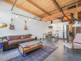 VX - Interior  Image - (14)