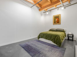 VX - Interior  Image - (17)