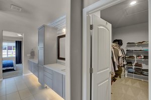 Master Bath/Closet