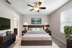 IMG_9867 virtually staged.jpeg