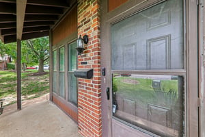 1031 Tavistock Cir-S2506-003.jpg