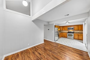 1031 Tavistock Cir-S2506-013.jpg
