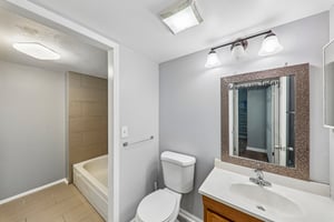 1031 Tavistock Cir-S2506-015.jpg