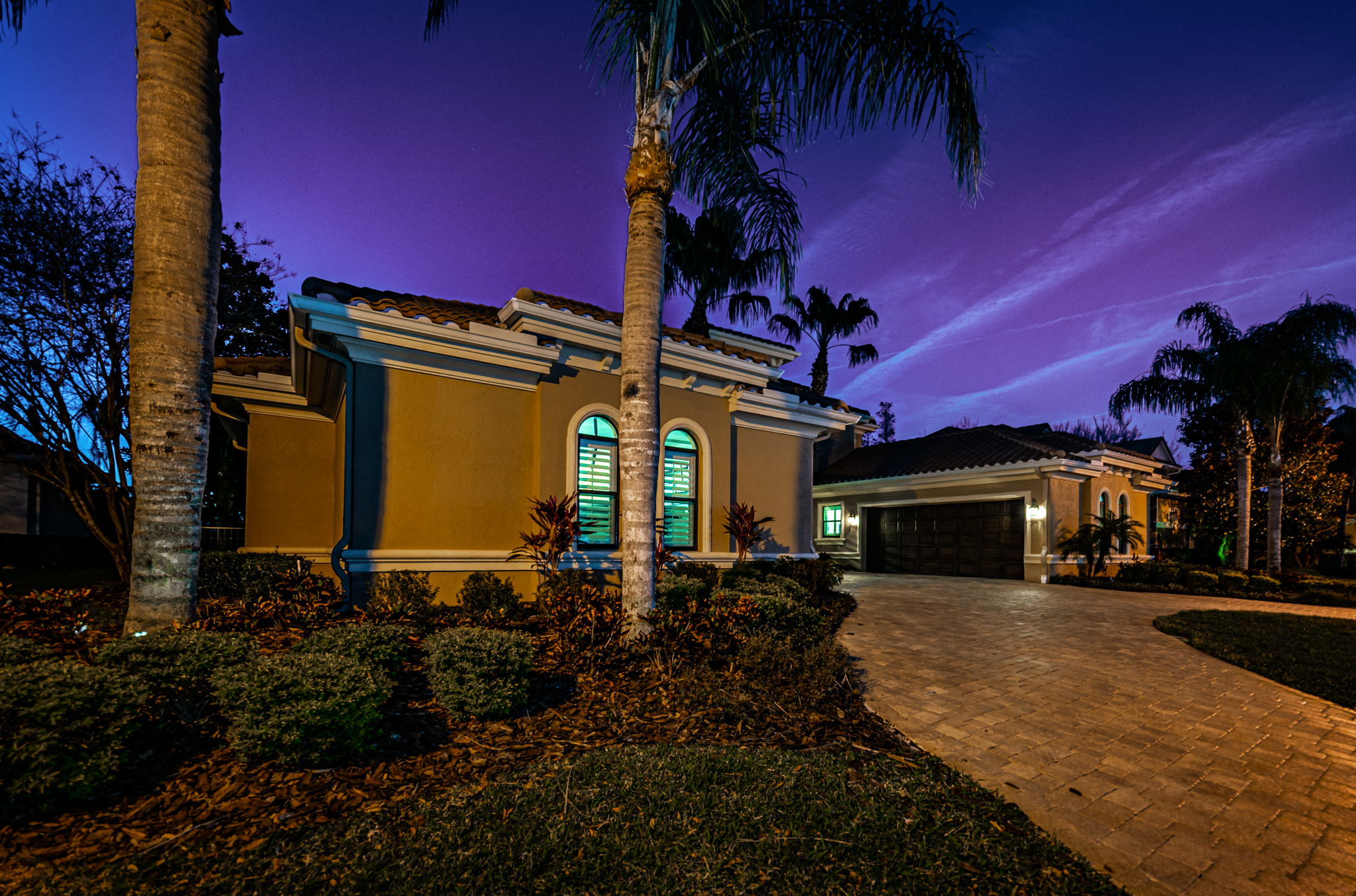 Front Exterior11