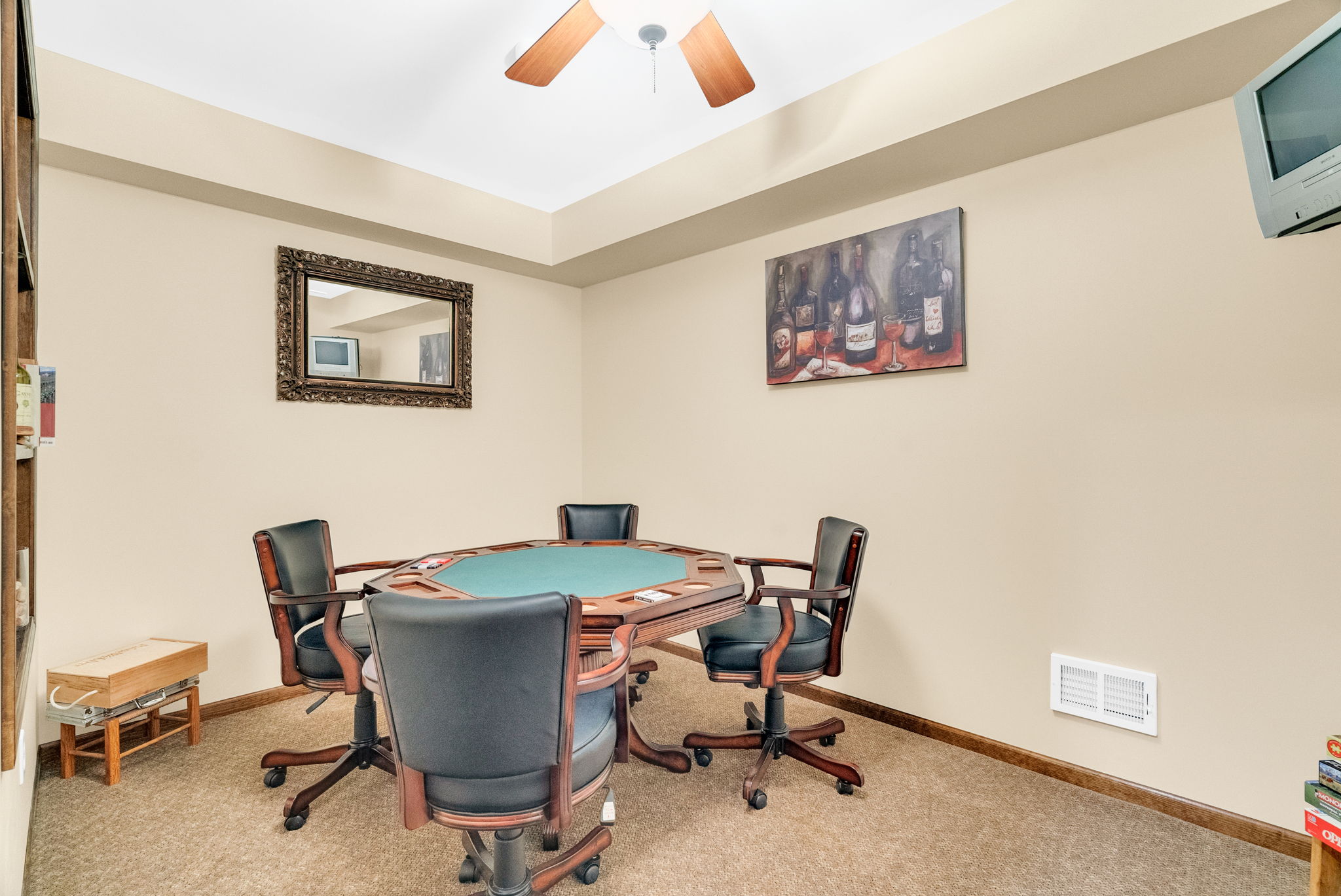  Photo 71