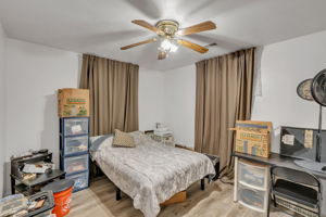  Photo 40