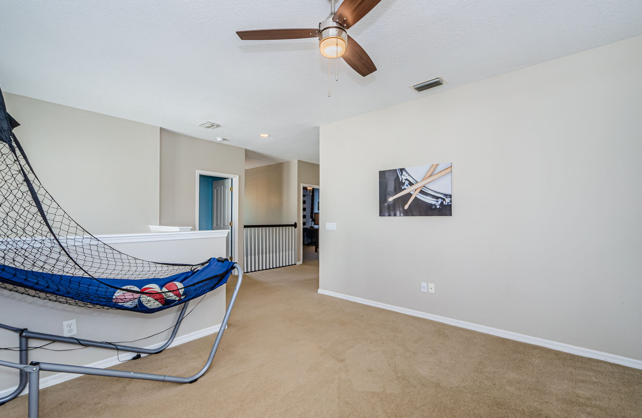 Upstairs Loft 1C