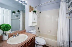 Bathroom 1A-3